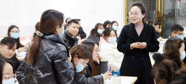 蓝田 专家指导+名师授课+培优补弱+日清月结的教学模式
