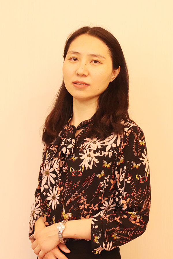 蓝田王晓娜 研究生学历,毕业于华南师范大学